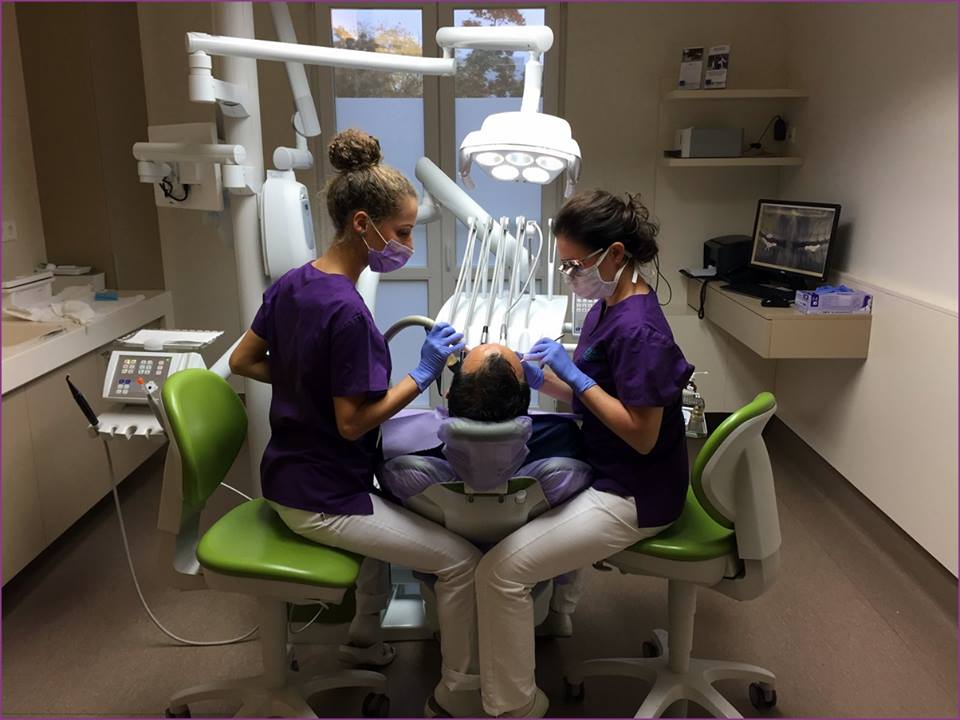 Budapest Dental Clinic Patients from Ireland Full set of